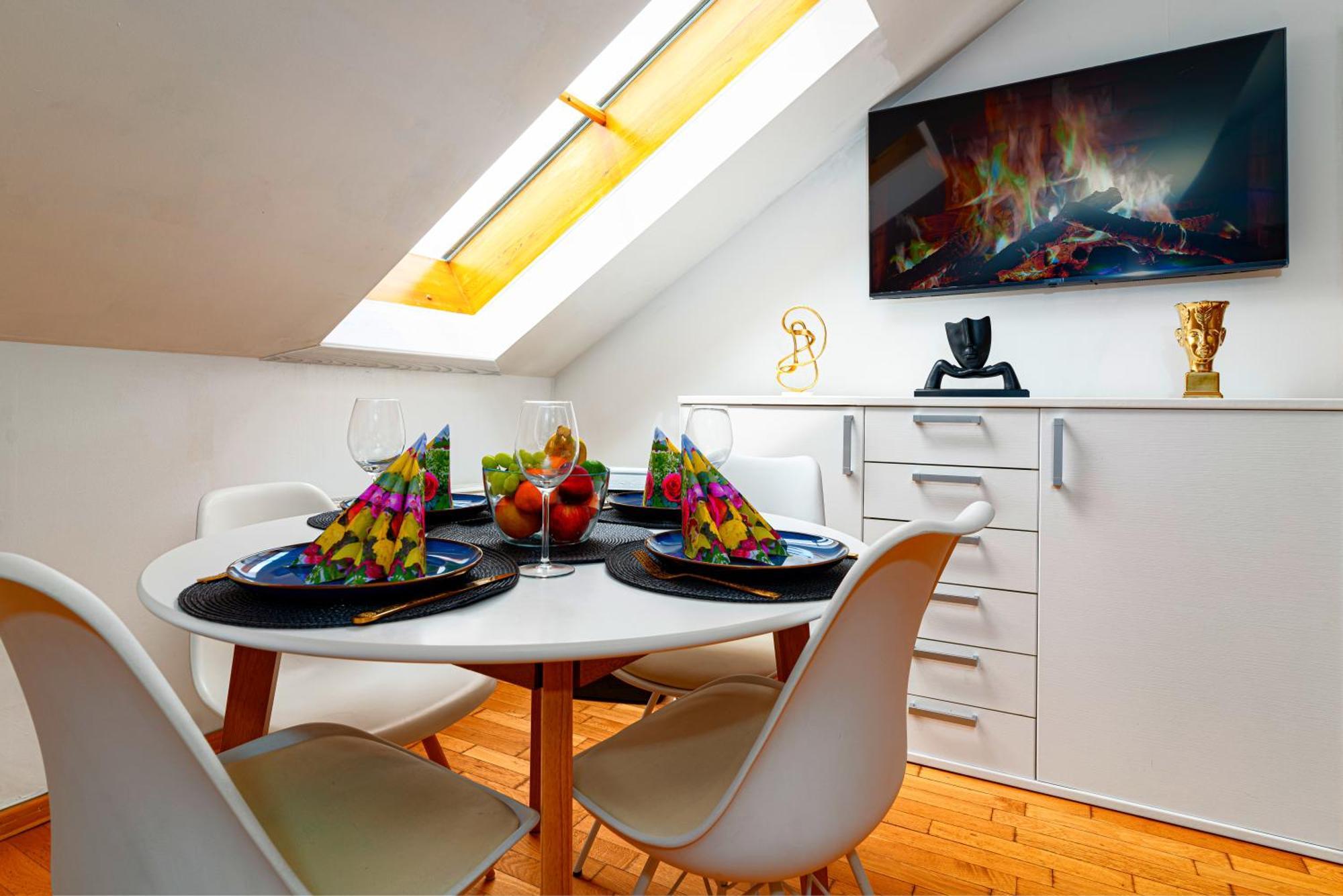 Golden River Apartment Praga Zewnętrze zdjęcie
