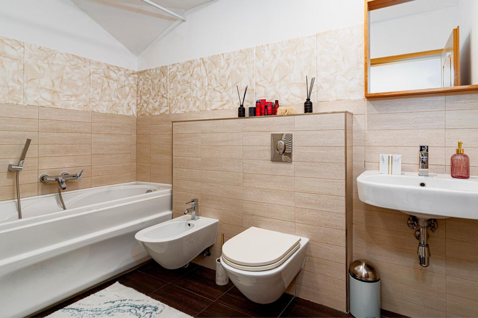 Golden River Apartment Praga Zewnętrze zdjęcie
