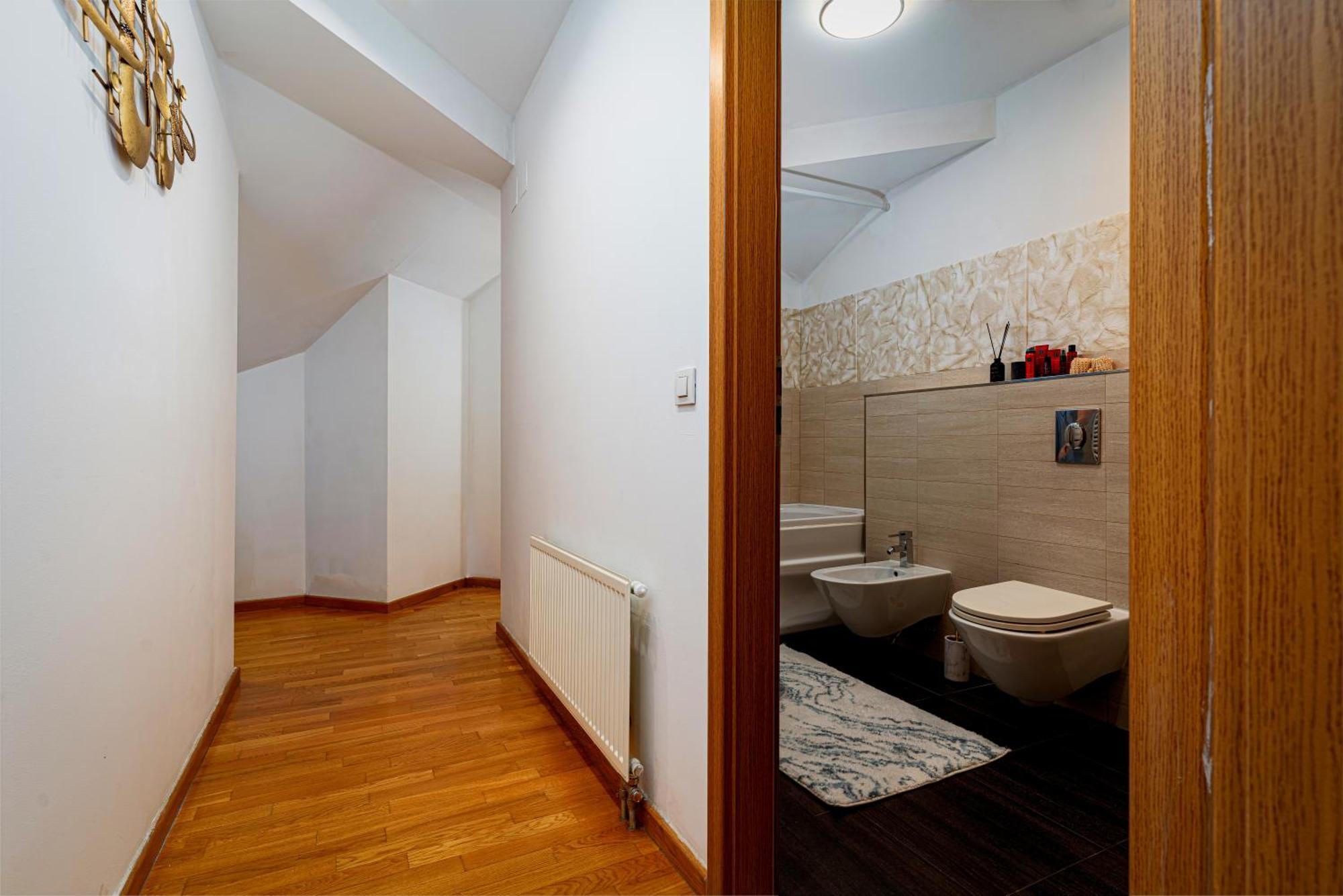 Golden River Apartment Praga Zewnętrze zdjęcie